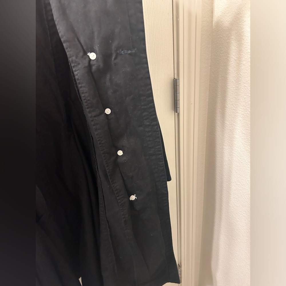 Black trench coat with large white buttons - Picture 5 of 9